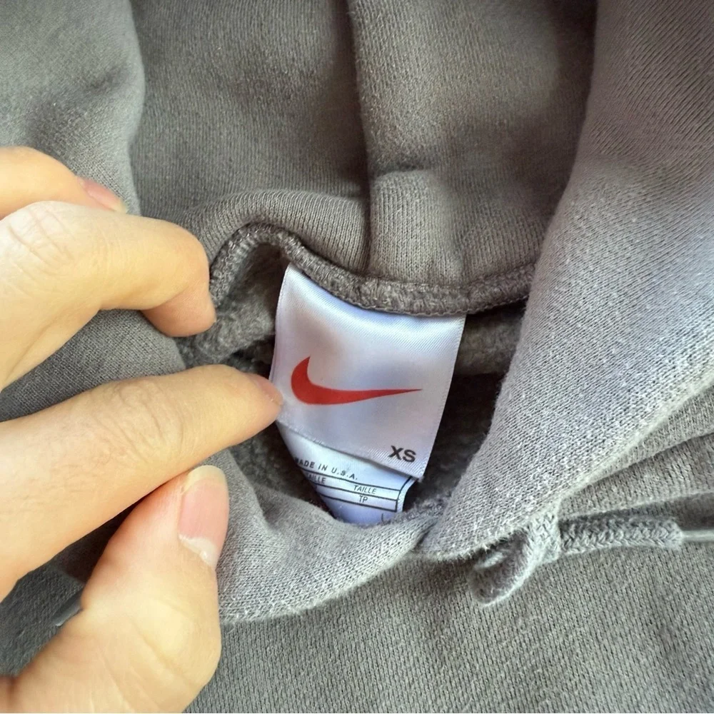 Vintage 90s center swoosh nike hoodie
